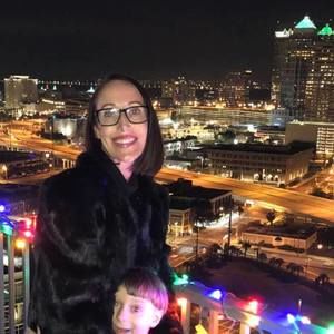 Meet your Posher, Christine